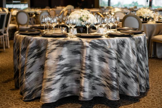 Mantel black silver