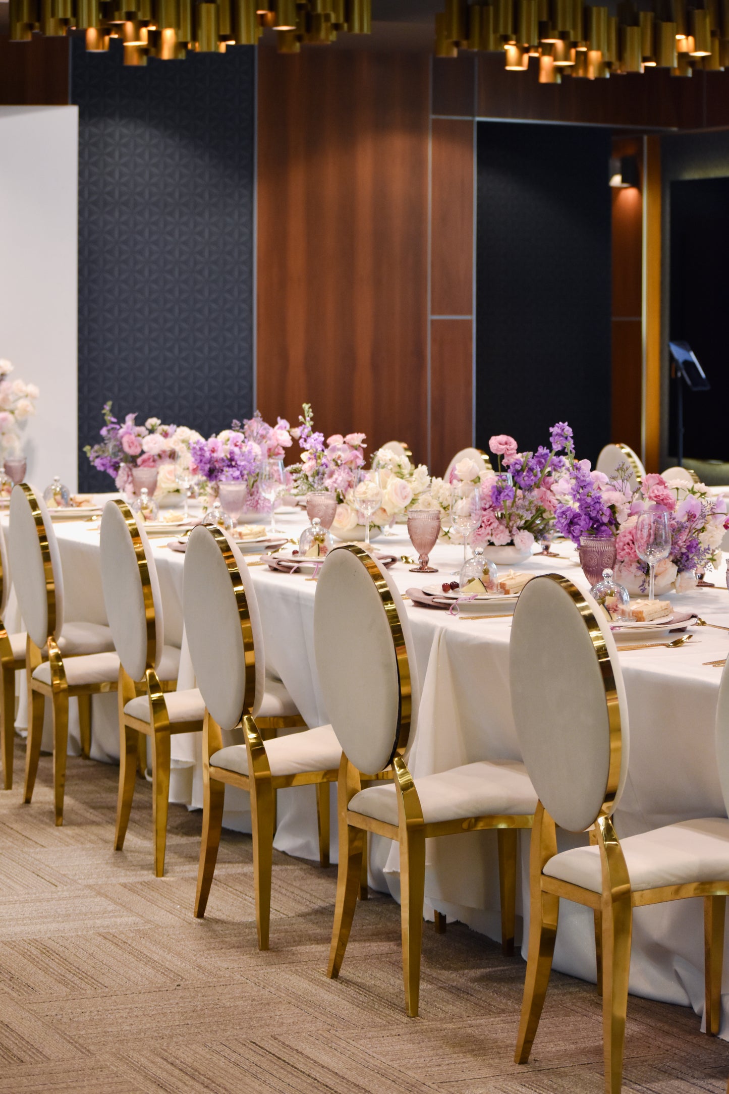 Silla Oval oro con beige