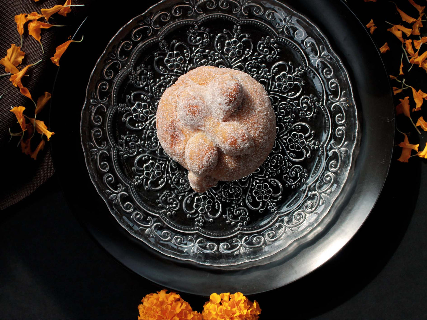 Plato base black stone