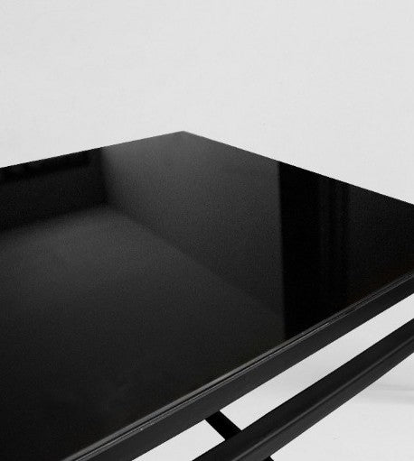 Mesa bar herrería negra y cubierta negra