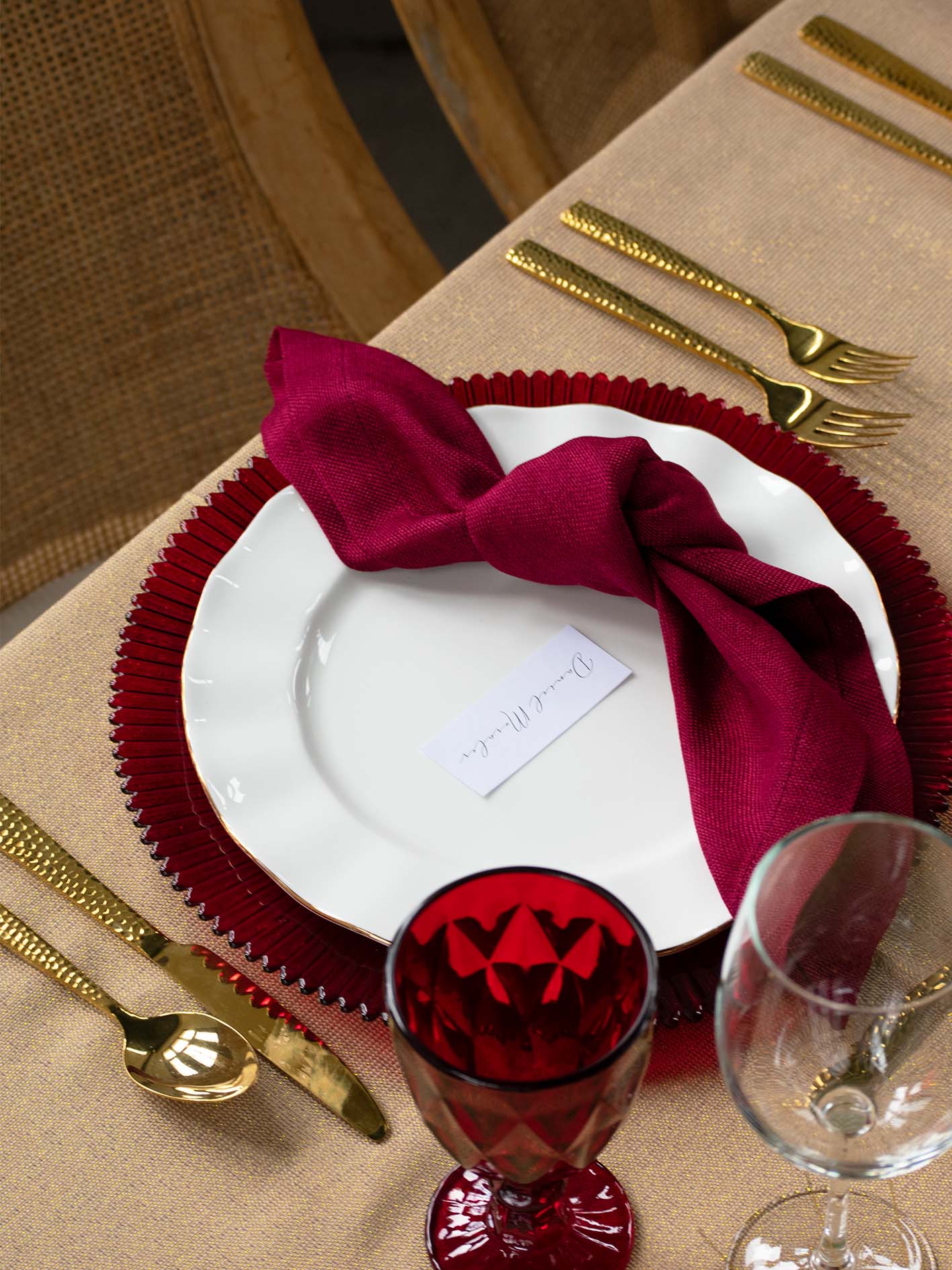 Plato base Niza rojo